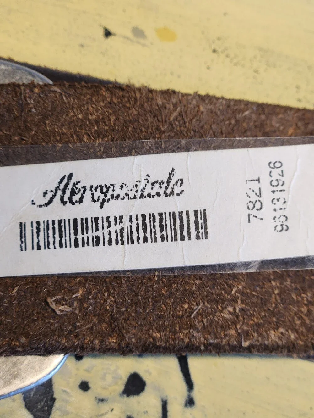Aeropostale Vintage Tooled Brown Leather Belt, Size Small